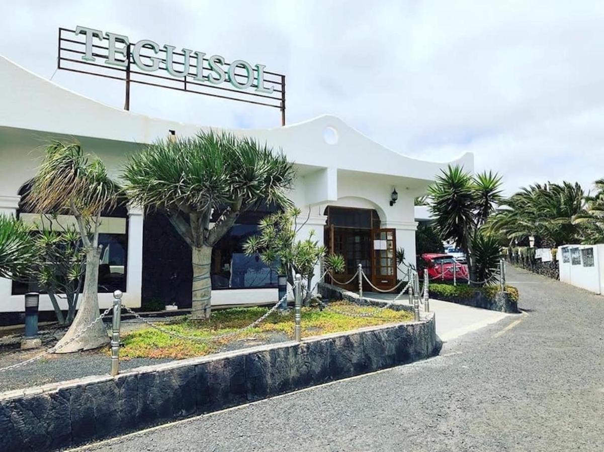 Vivienda Vacacional Rose Costa Teguise Εξωτερικό φωτογραφία