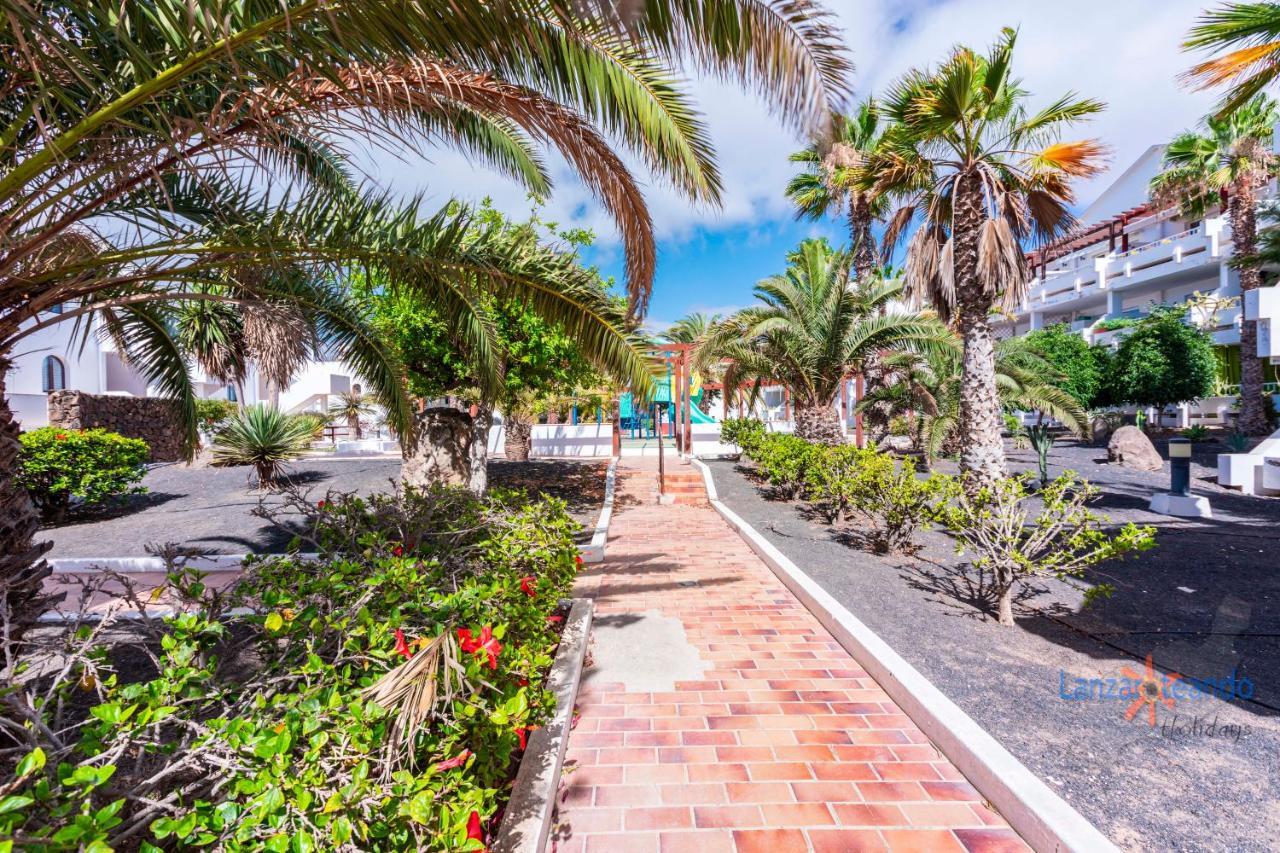 Vivienda Vacacional Rose Costa Teguise Εξωτερικό φωτογραφία